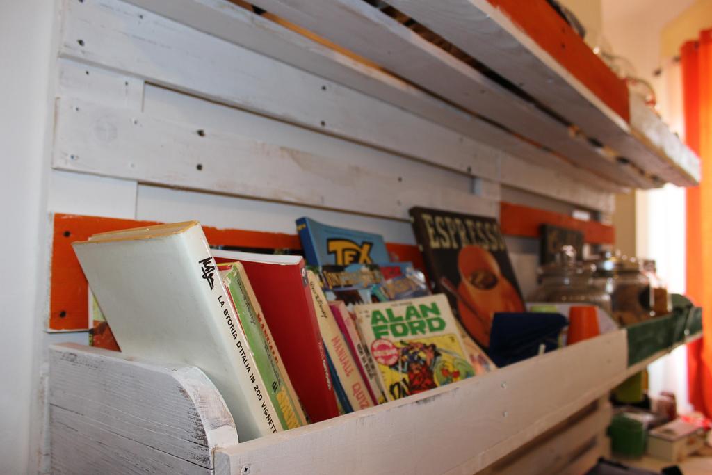 Bed and Breakfast Bed 'N Books Sassari Exterior foto